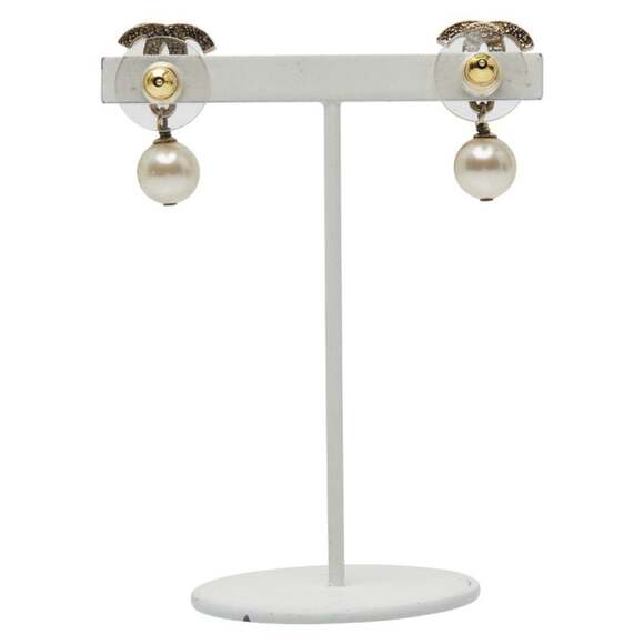 CHANEL Authentic Gold Pearl Logo Earrings - Picture 3 of 5